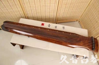 阿克苏地区●久音古琴  ●今日推荐  20240409[断纹仲尼式]